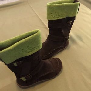 SALOMON brown/green color women’s size 6” boots